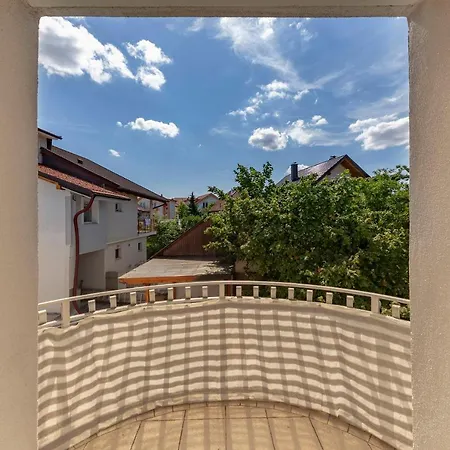 Art Apartment