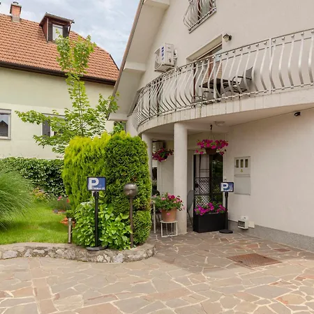 Art Apartment Ljubljana