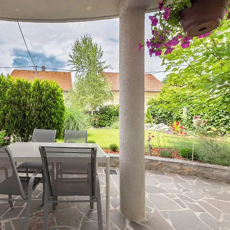 Διαμέρισμα Art *